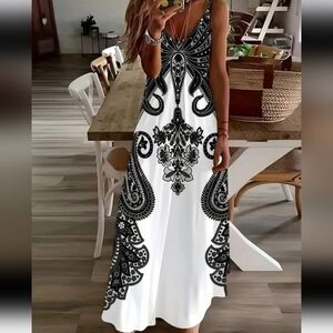 Elegant Black and White Maxi Dress